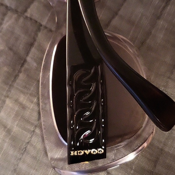EUC Authentic Coach Sunglass 🕶 - Picture 5 of 10